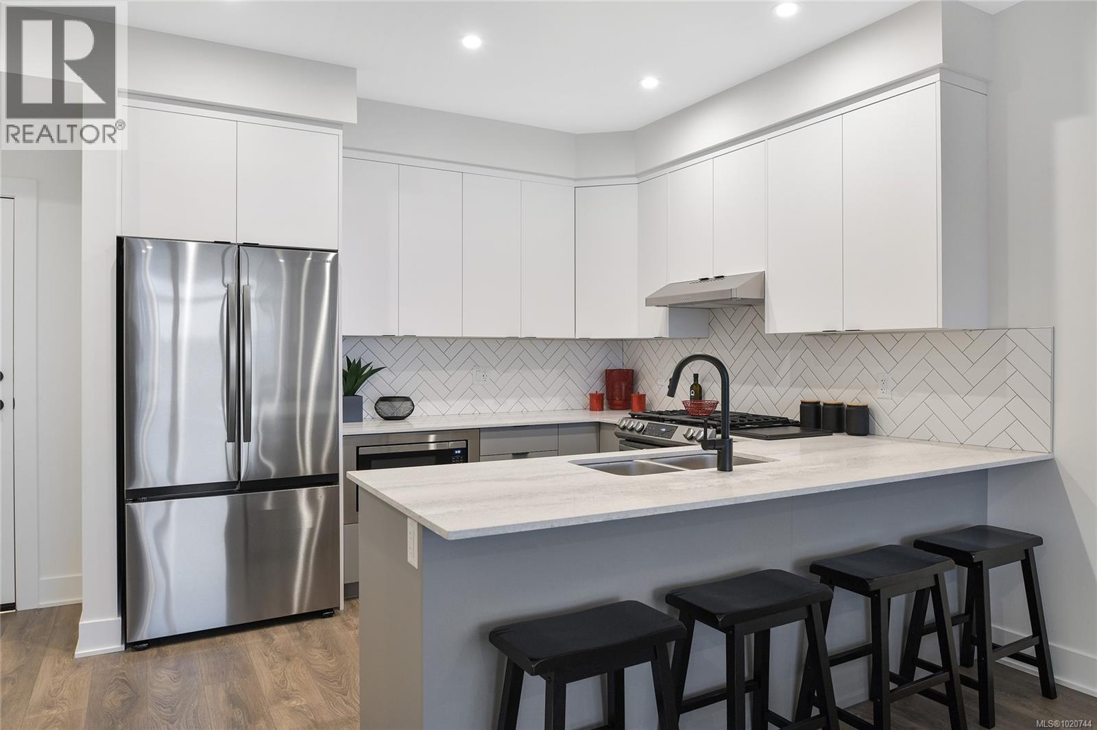 303 1110 Samar Cres, Langford