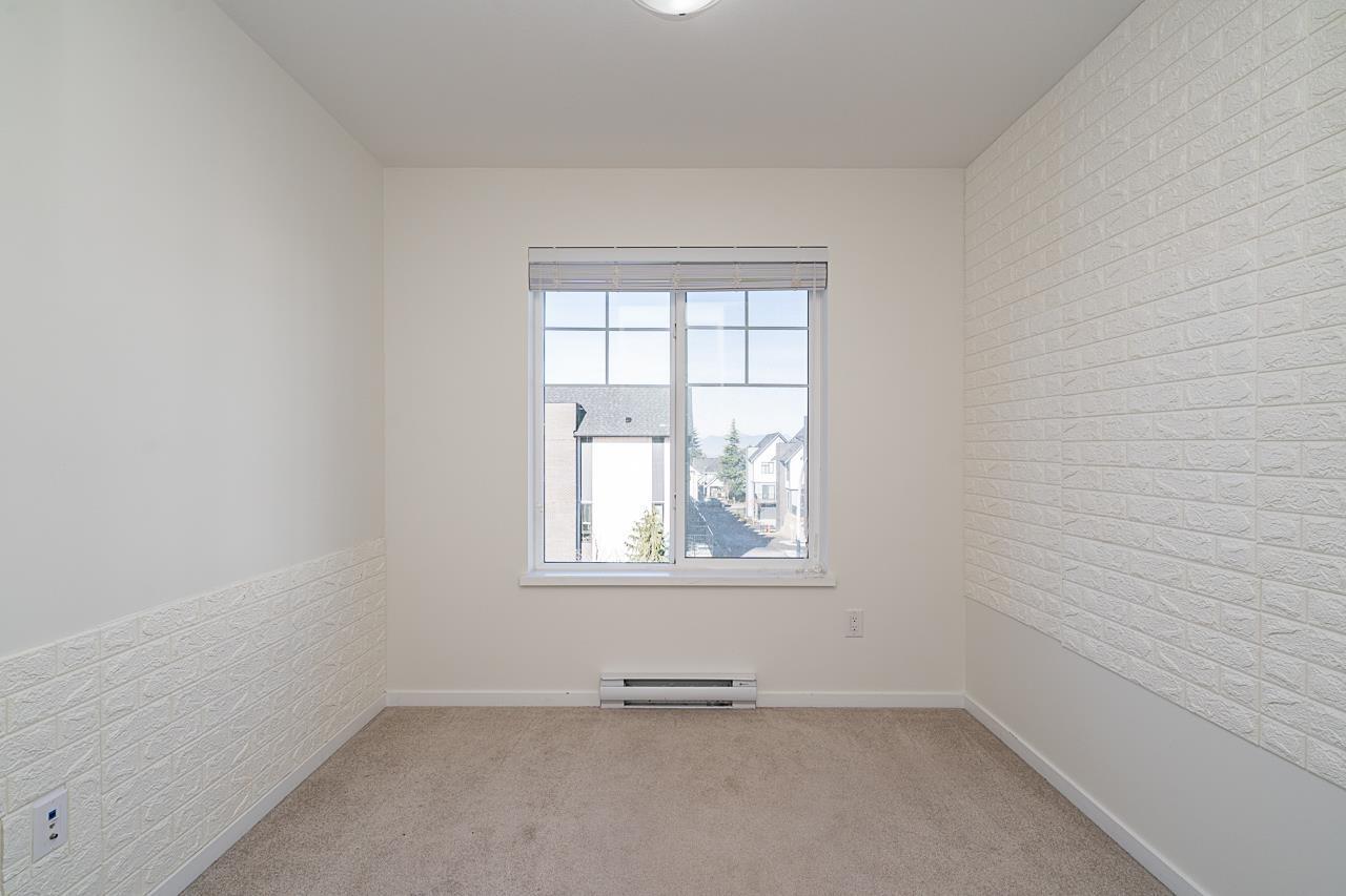 82 16678 25 AVENUE, Surrey