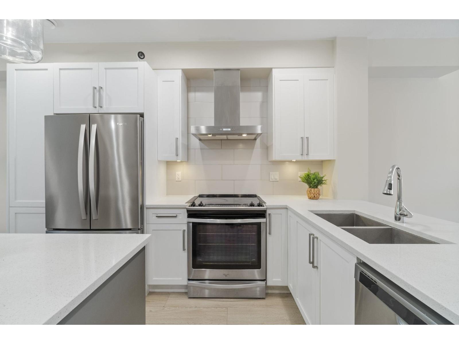 110 20498 82 AVENUE, Langley