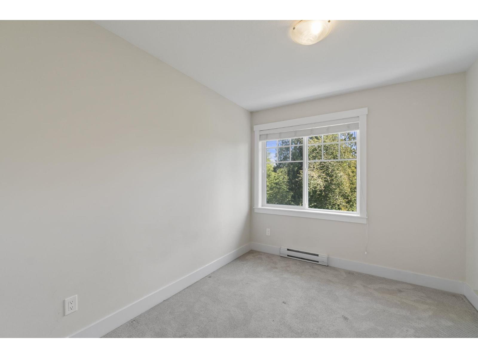 110 20498 82 AVENUE, Langley