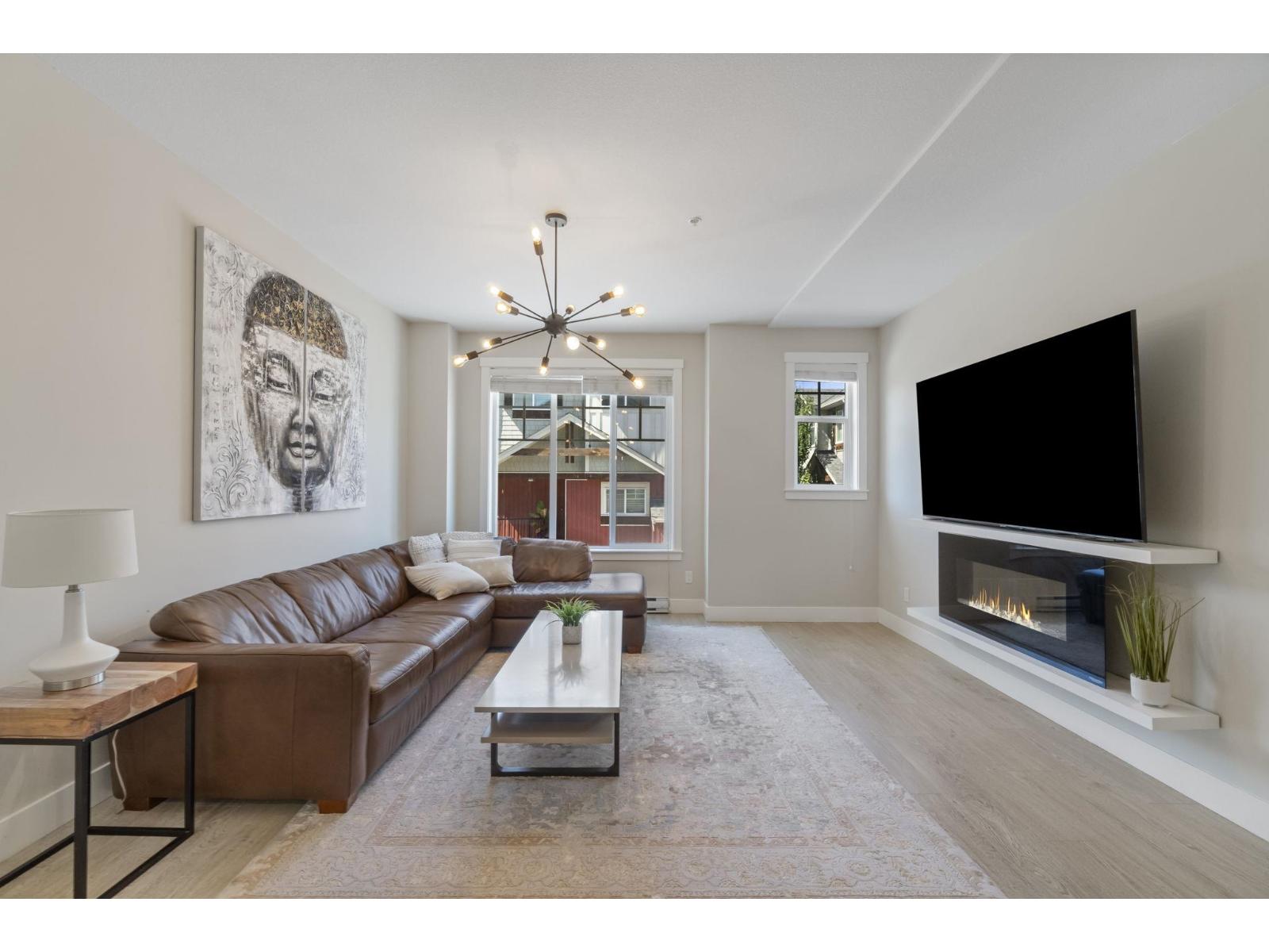 110 20498 82 AVENUE, Langley