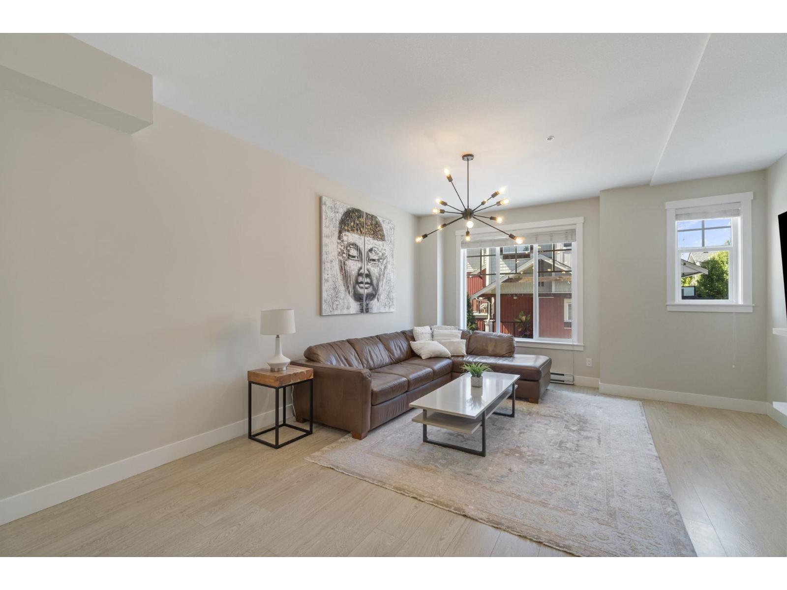 110 20498 82 AVENUE, Langley