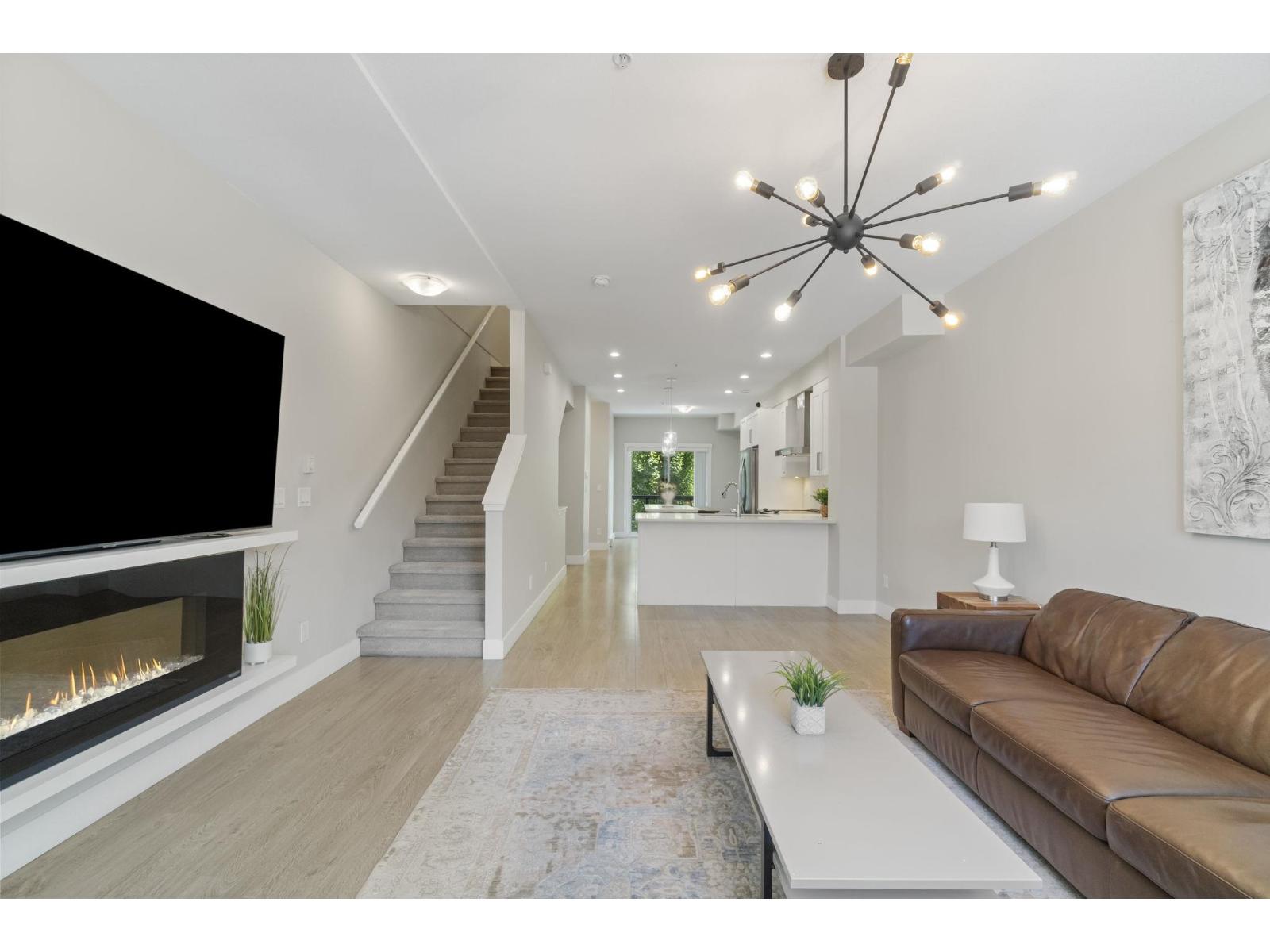 110 20498 82 AVENUE, Langley