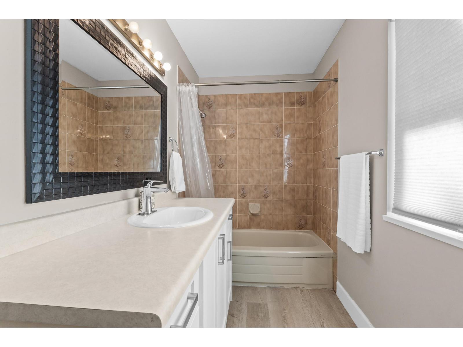 14273 26 AVENUE, Surrey