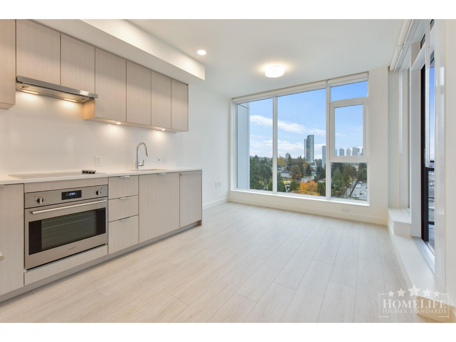 1004 13675 107A AVENUE, Surrey