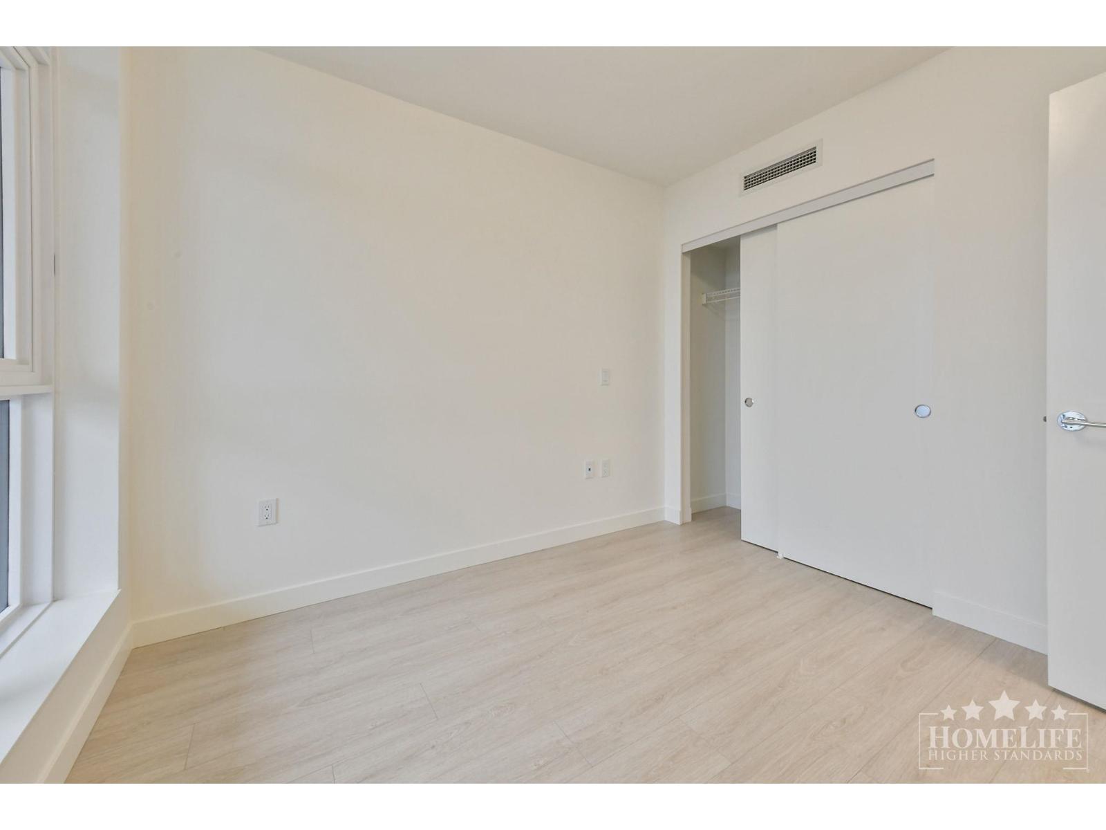 1004 13675 107A AVENUE, Surrey