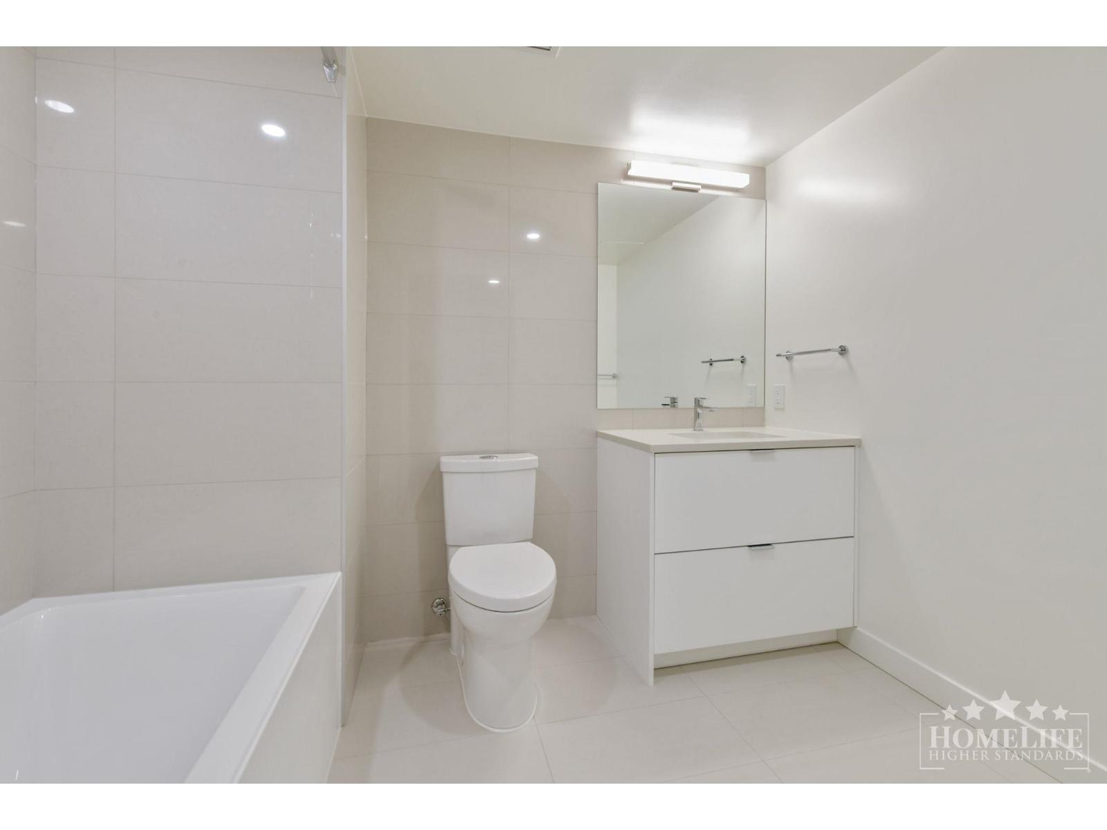 1004 13675 107A AVENUE, Surrey