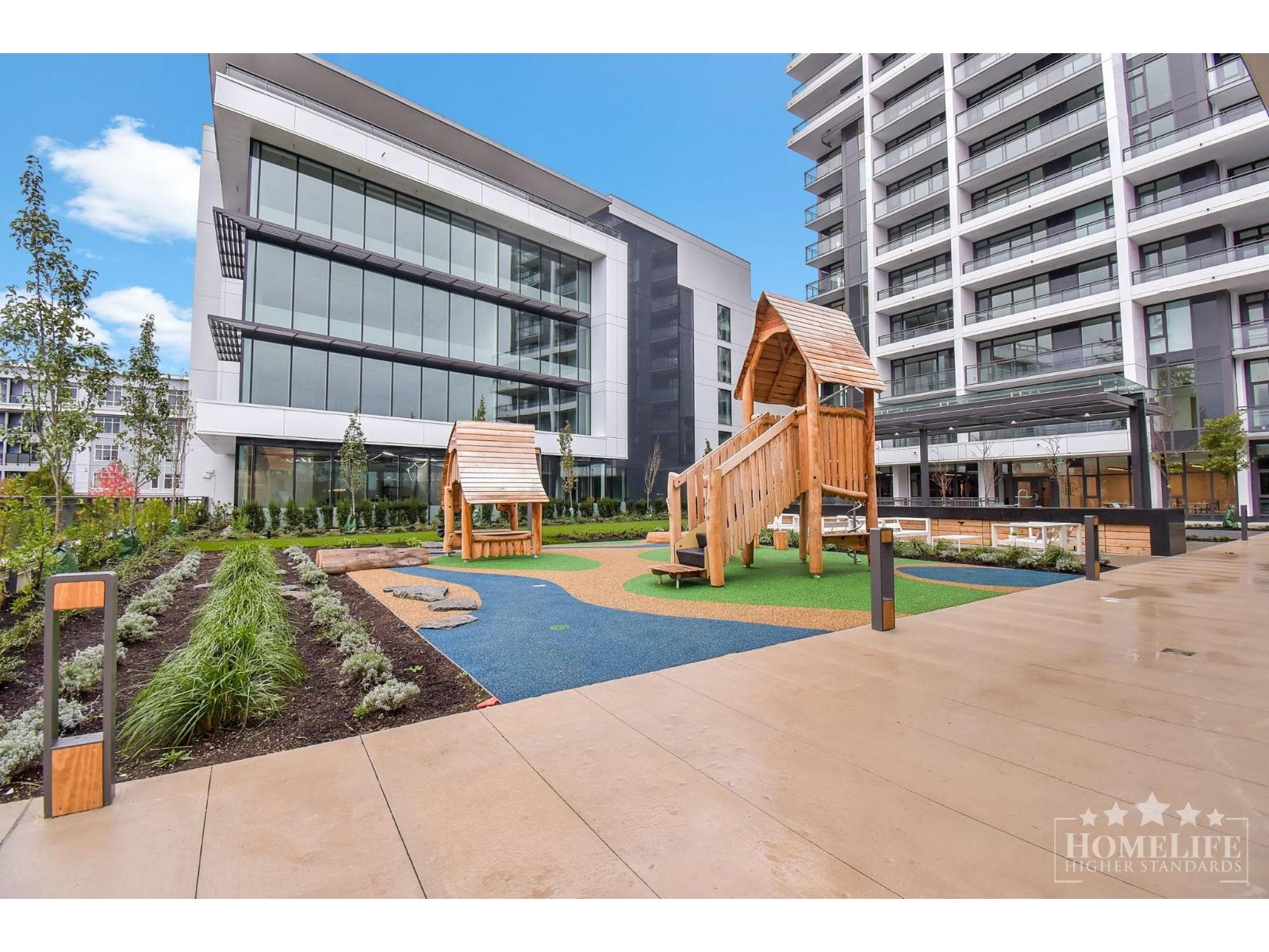 1004 13675 107A AVENUE, Surrey