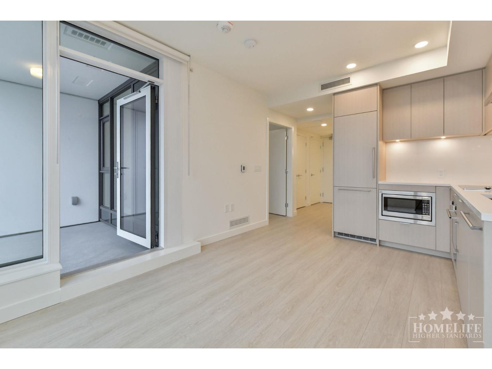 1004 13675 107A AVENUE, Surrey