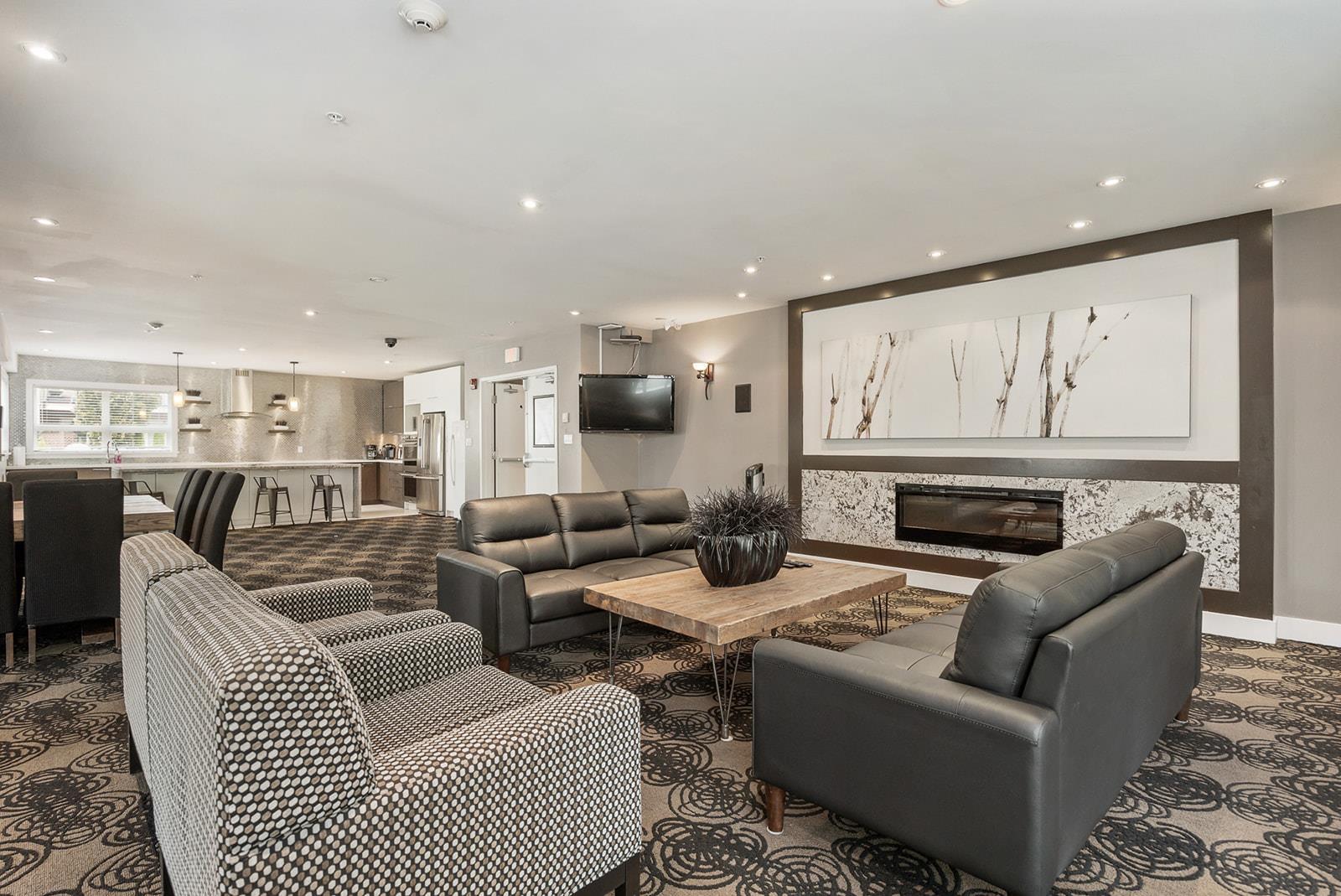 E106 20211 66 AVENUE, Langley