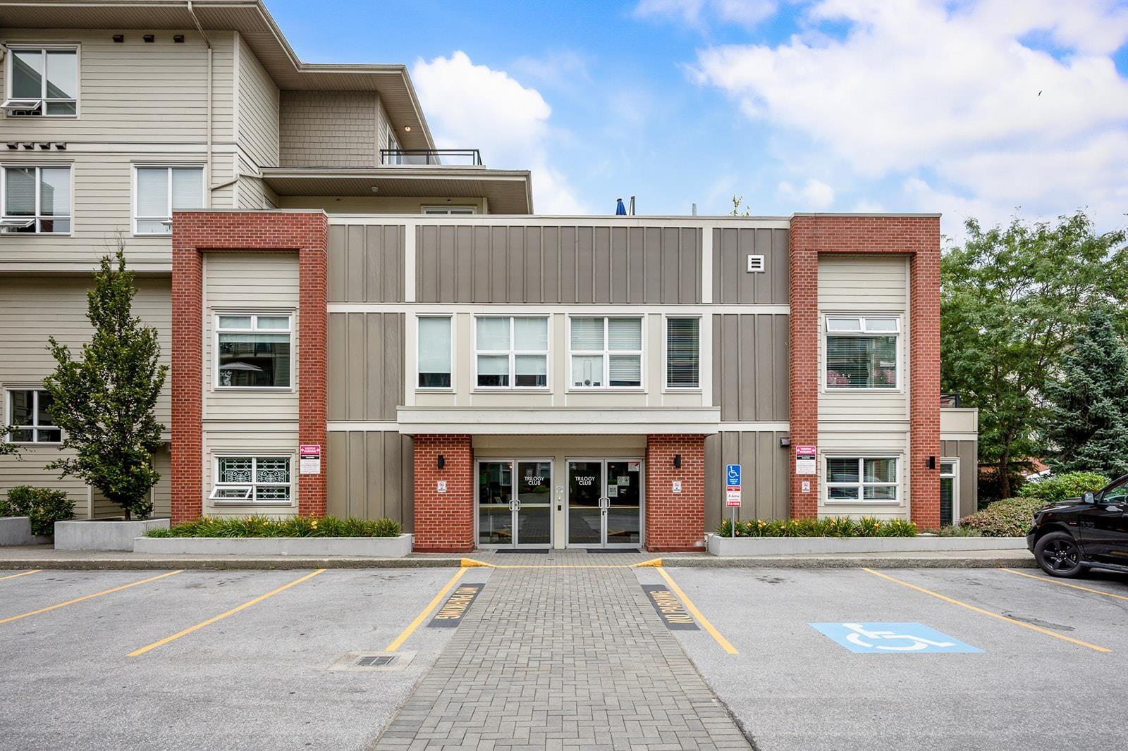 E106 20211 66 AVENUE, Langley