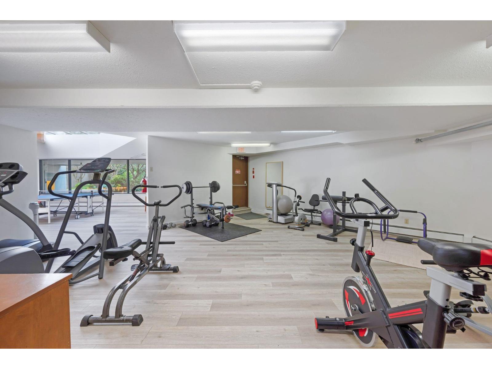 301 1442 FOSTER STREET, White Rock