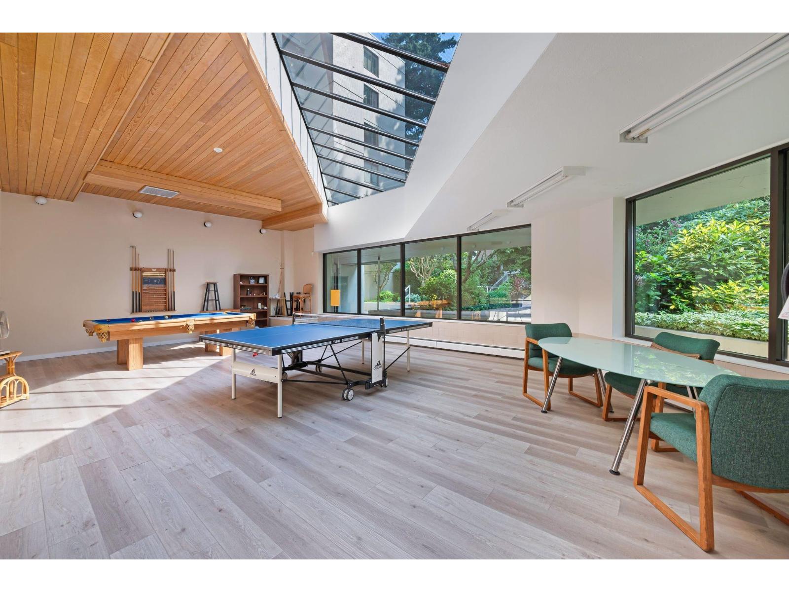 301 1442 FOSTER STREET, White Rock