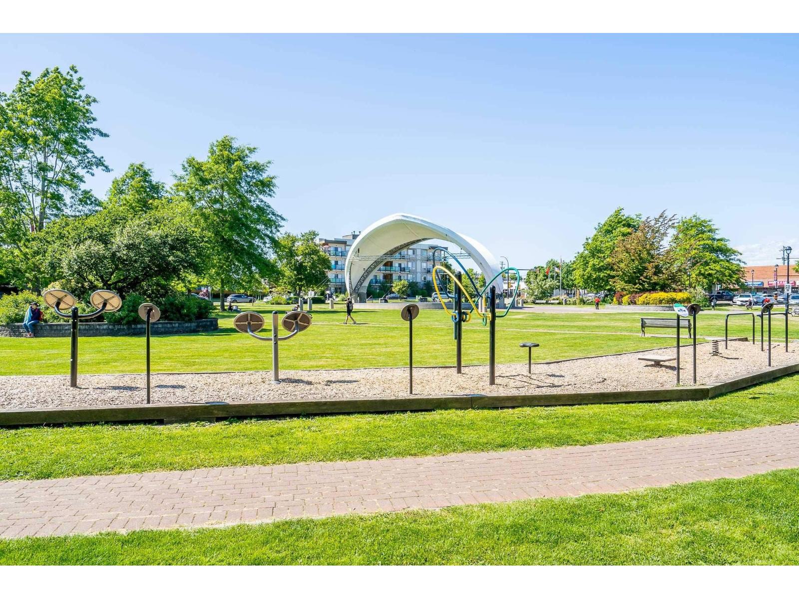 2XX 5420 208 STREET, Langley