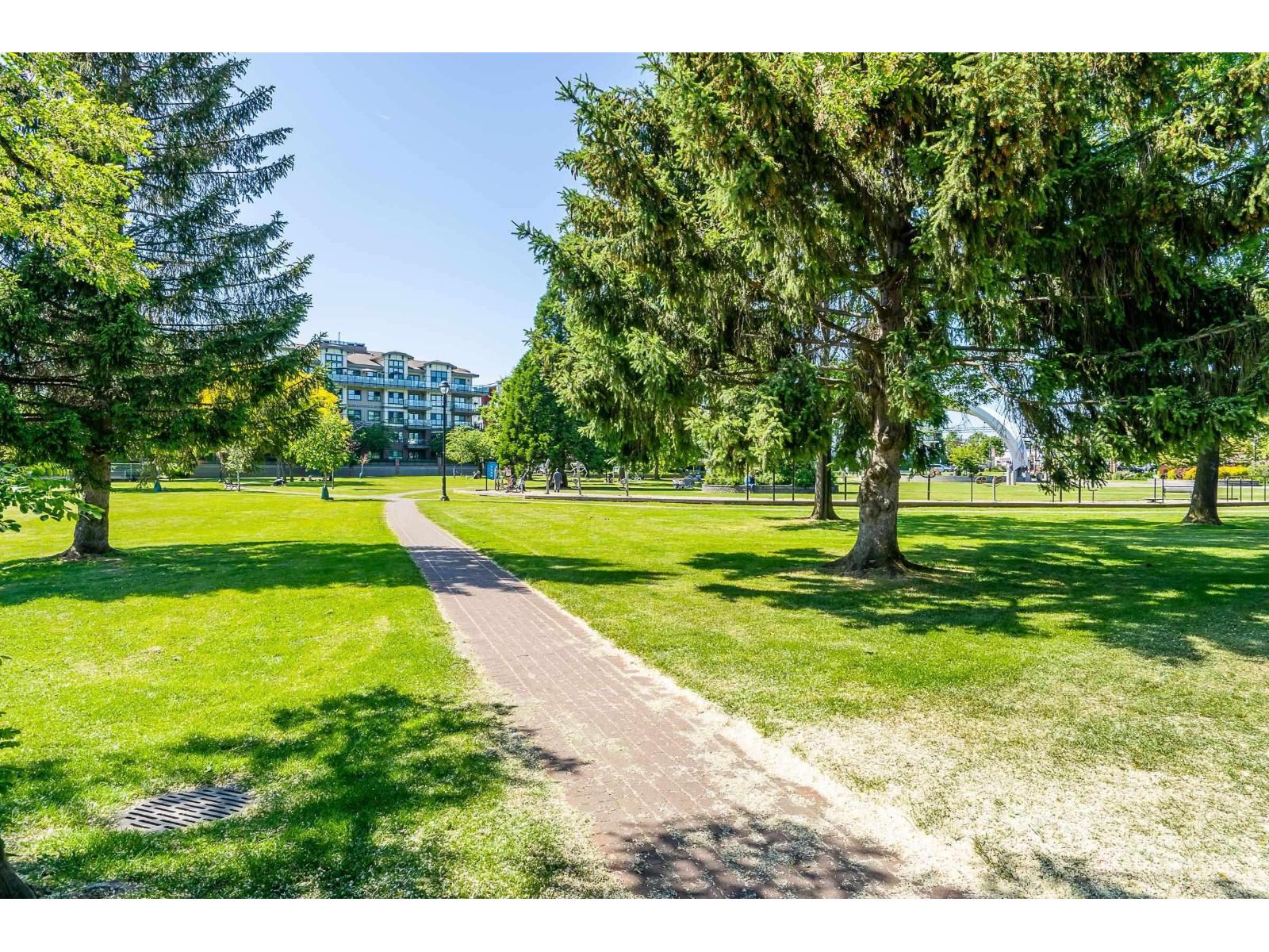 2XX 5420 208 STREET, Langley