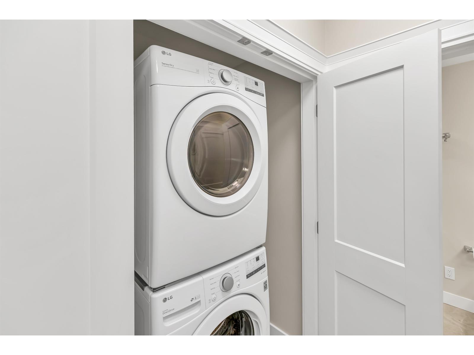 418 11077 RAVINE ROAD, Surrey