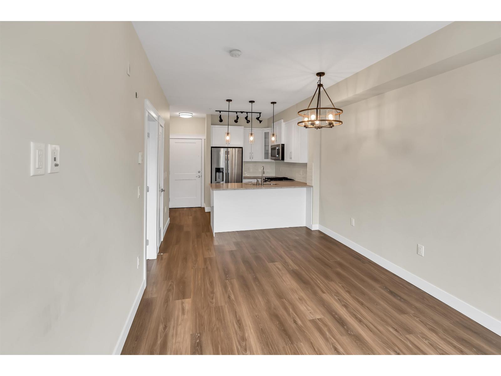 418 11077 RAVINE ROAD, Surrey