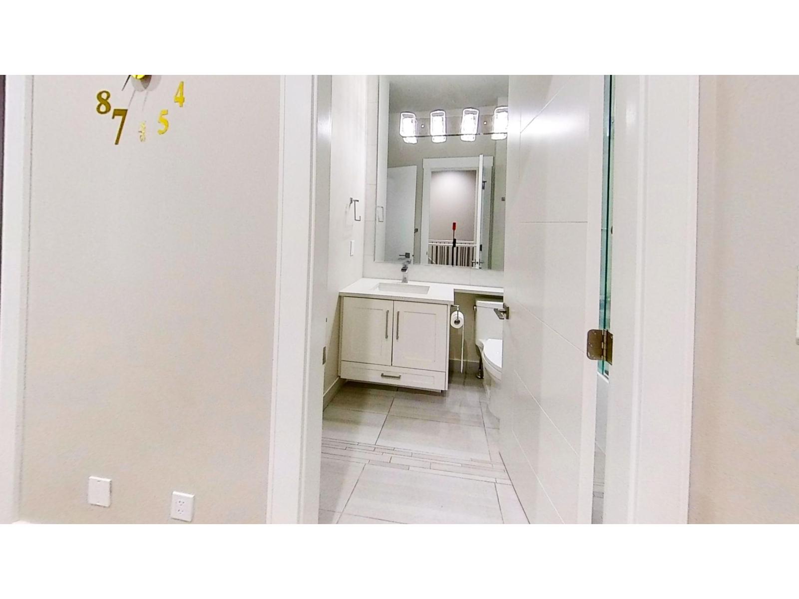 17033 FRASER HIGHWAY, Surrey