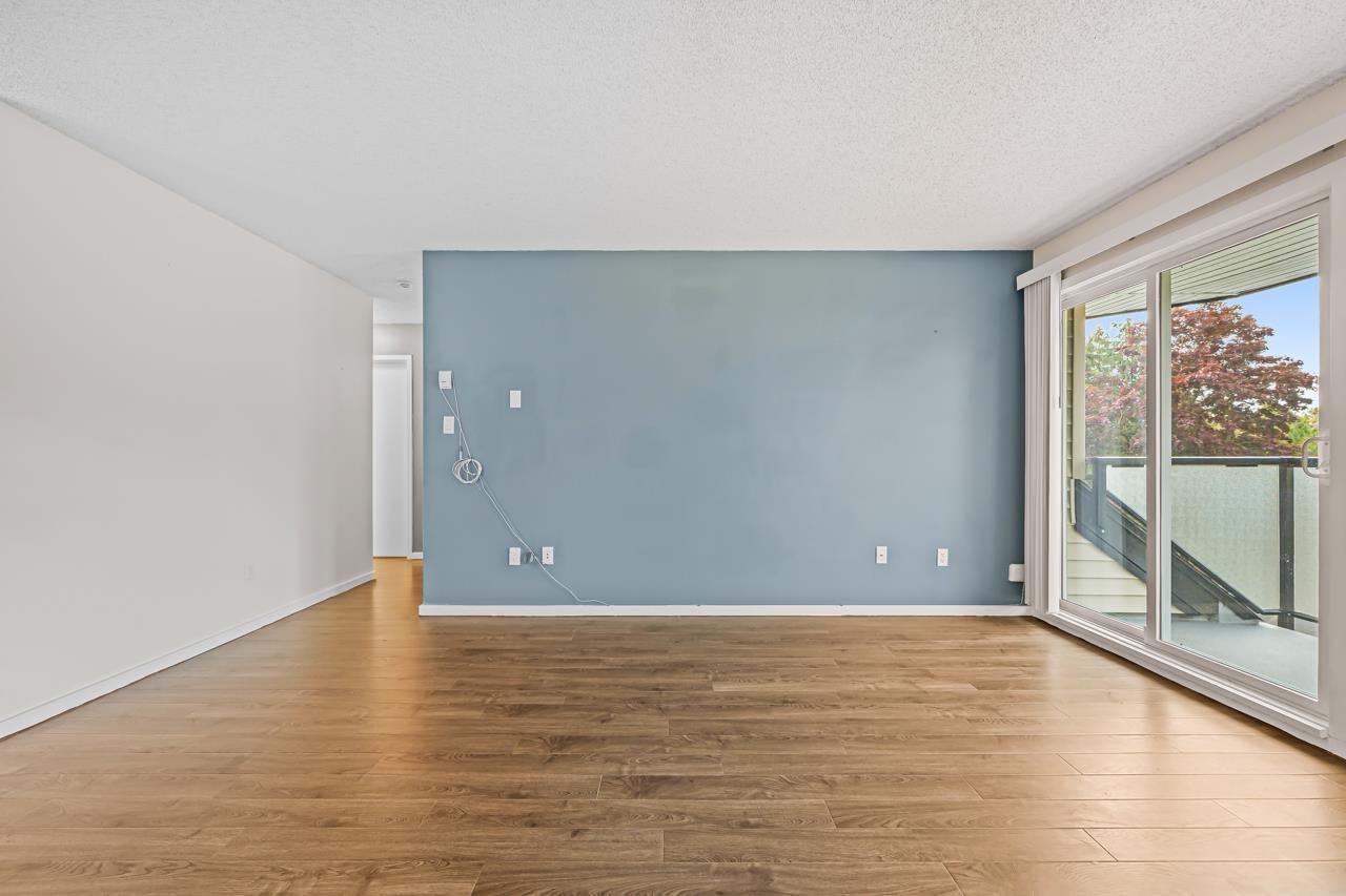 315 1850 SOUTHMERE CRESCENT, Surrey