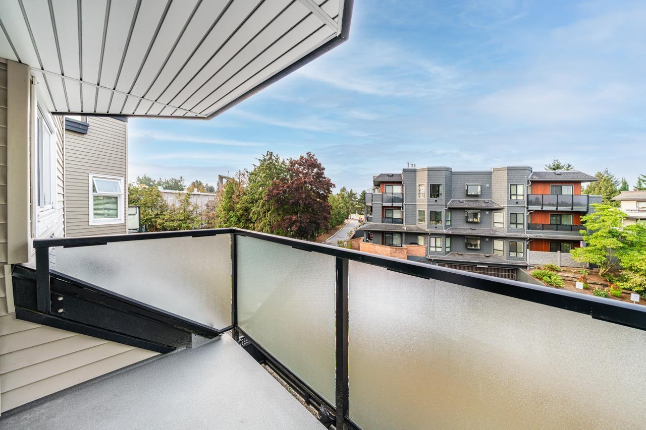 315 1850 SOUTHMERE CRESCENT, Surrey