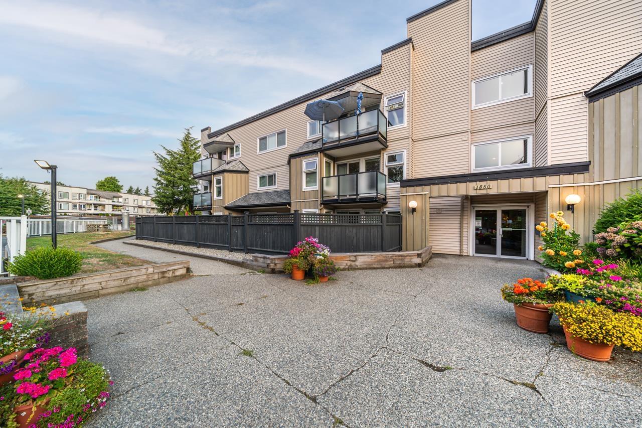 315 1850 SOUTHMERE CRESCENT, Surrey