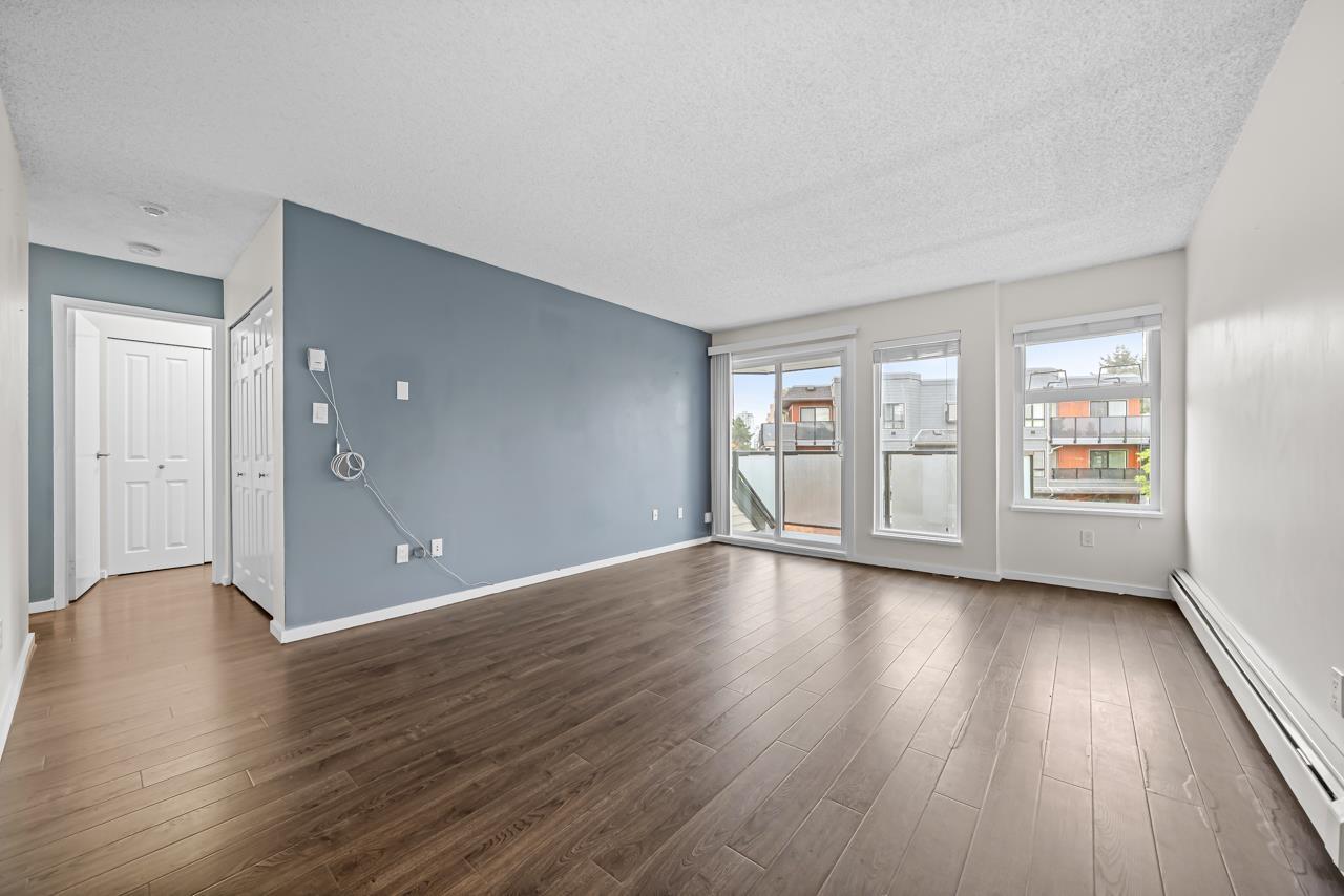 315 1850 SOUTHMERE CRESCENT, Surrey