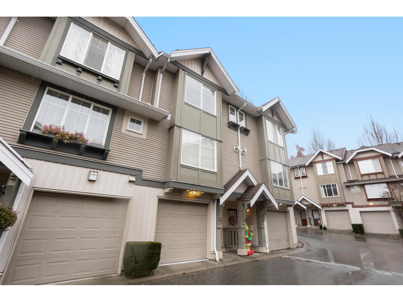 67 6651 203 STREET, Langley