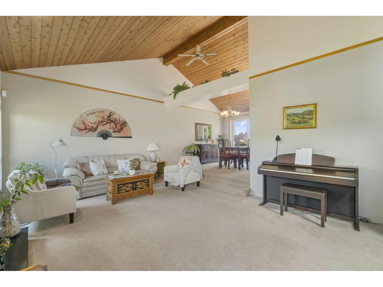 14437 CHARTWELL DRIVE, Surrey