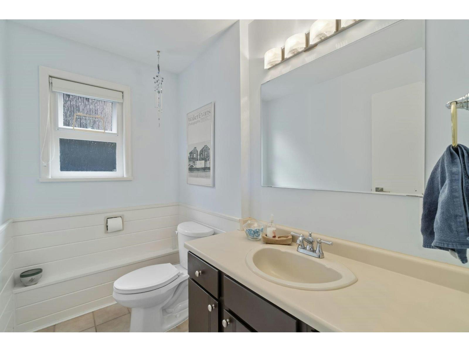 14437 CHARTWELL DRIVE, Surrey