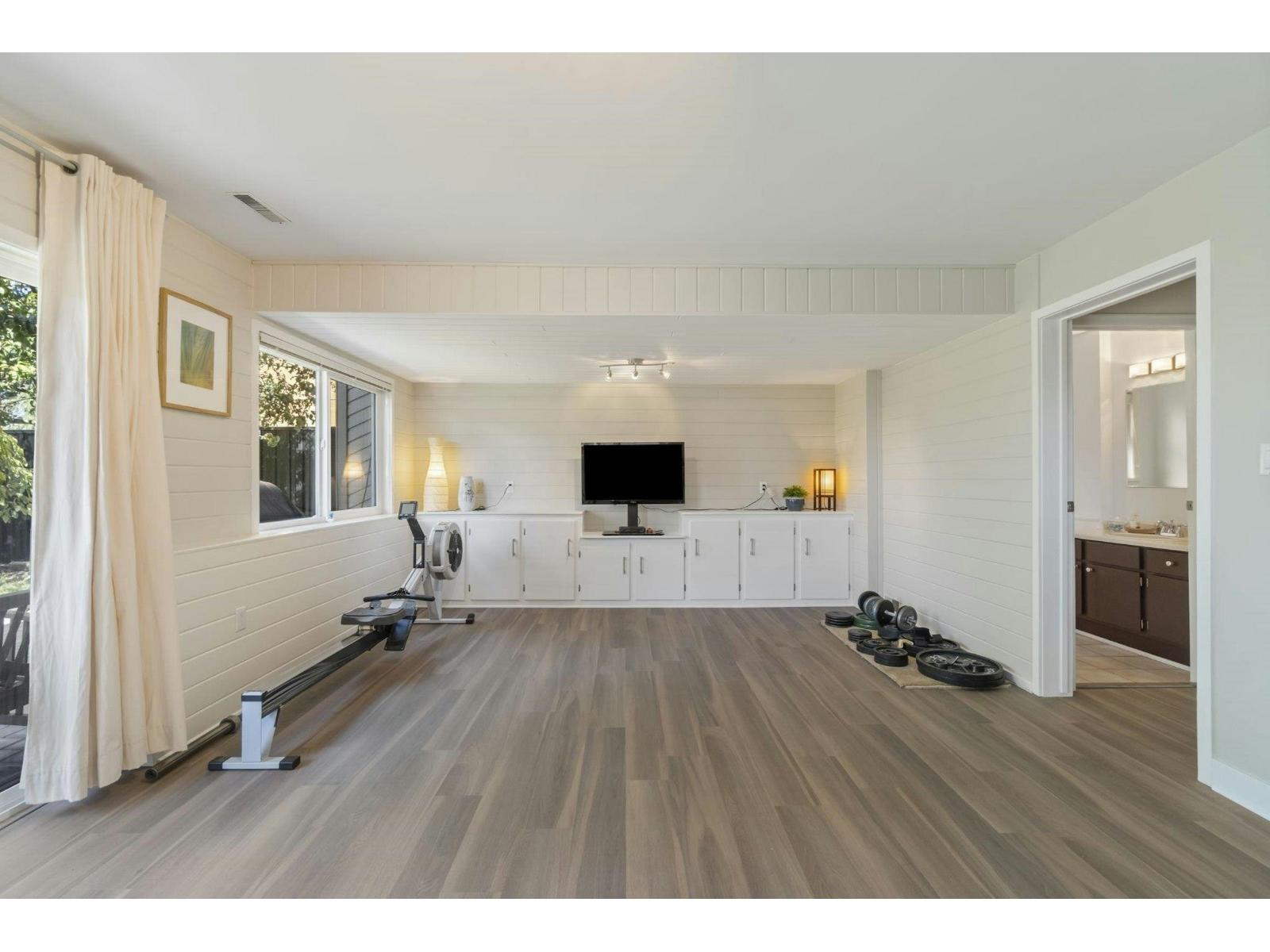 14437 CHARTWELL DRIVE, Surrey