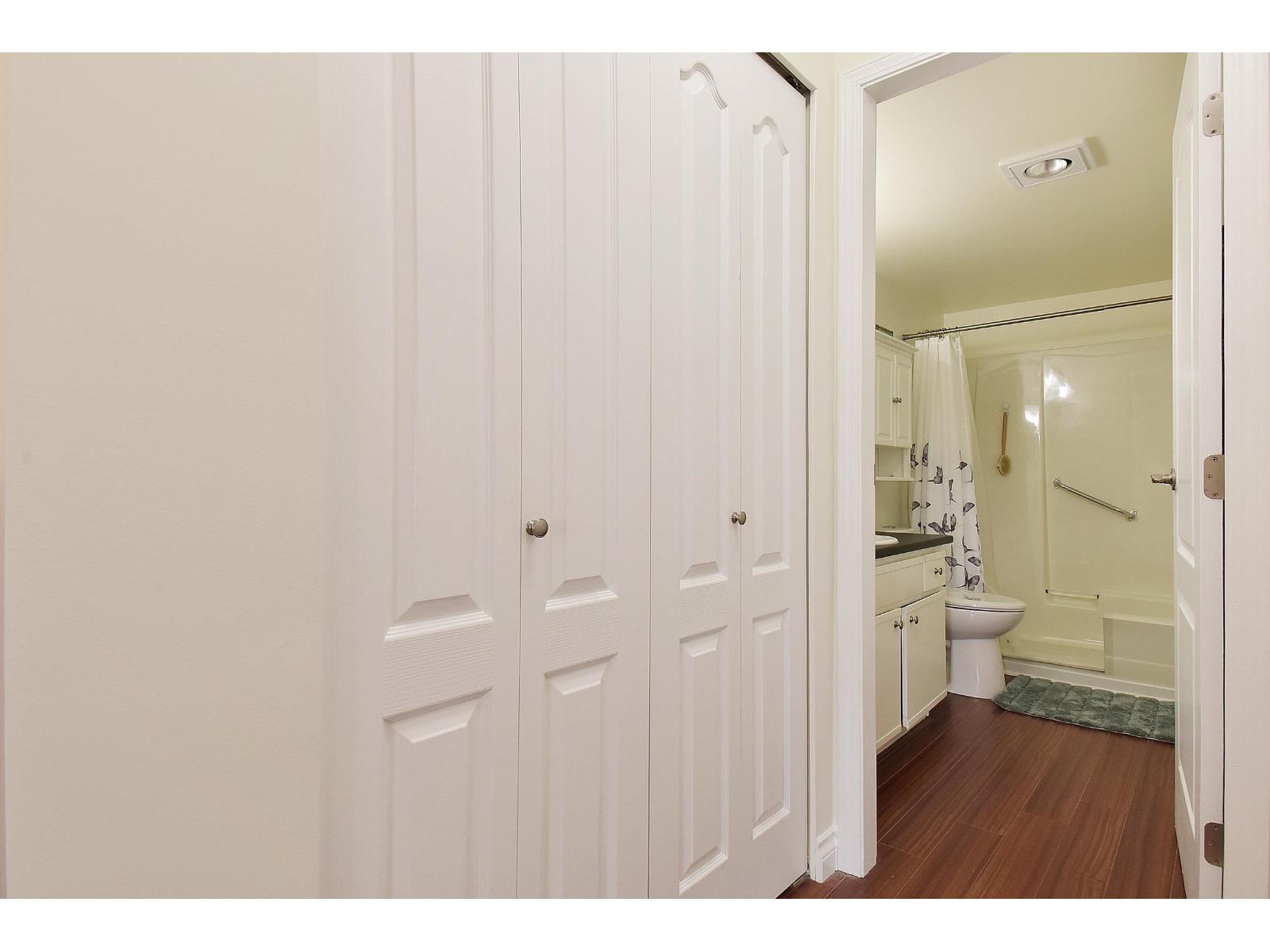 215 5379 205 STREET, Langley