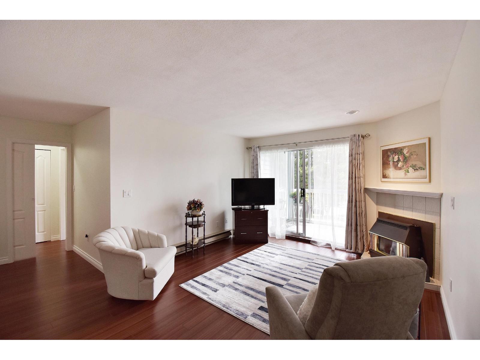 215 5379 205 STREET, Langley