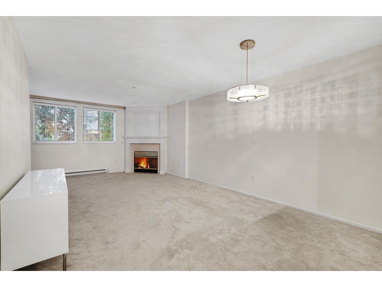 213 1575 BEST STREET, White Rock