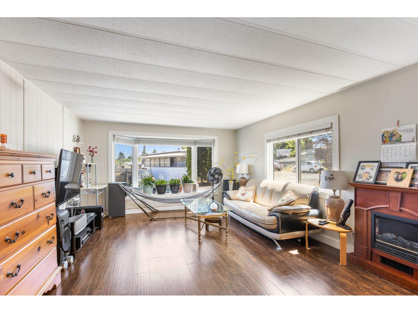 21B 26892 FRASER HIGHWAY, Langley