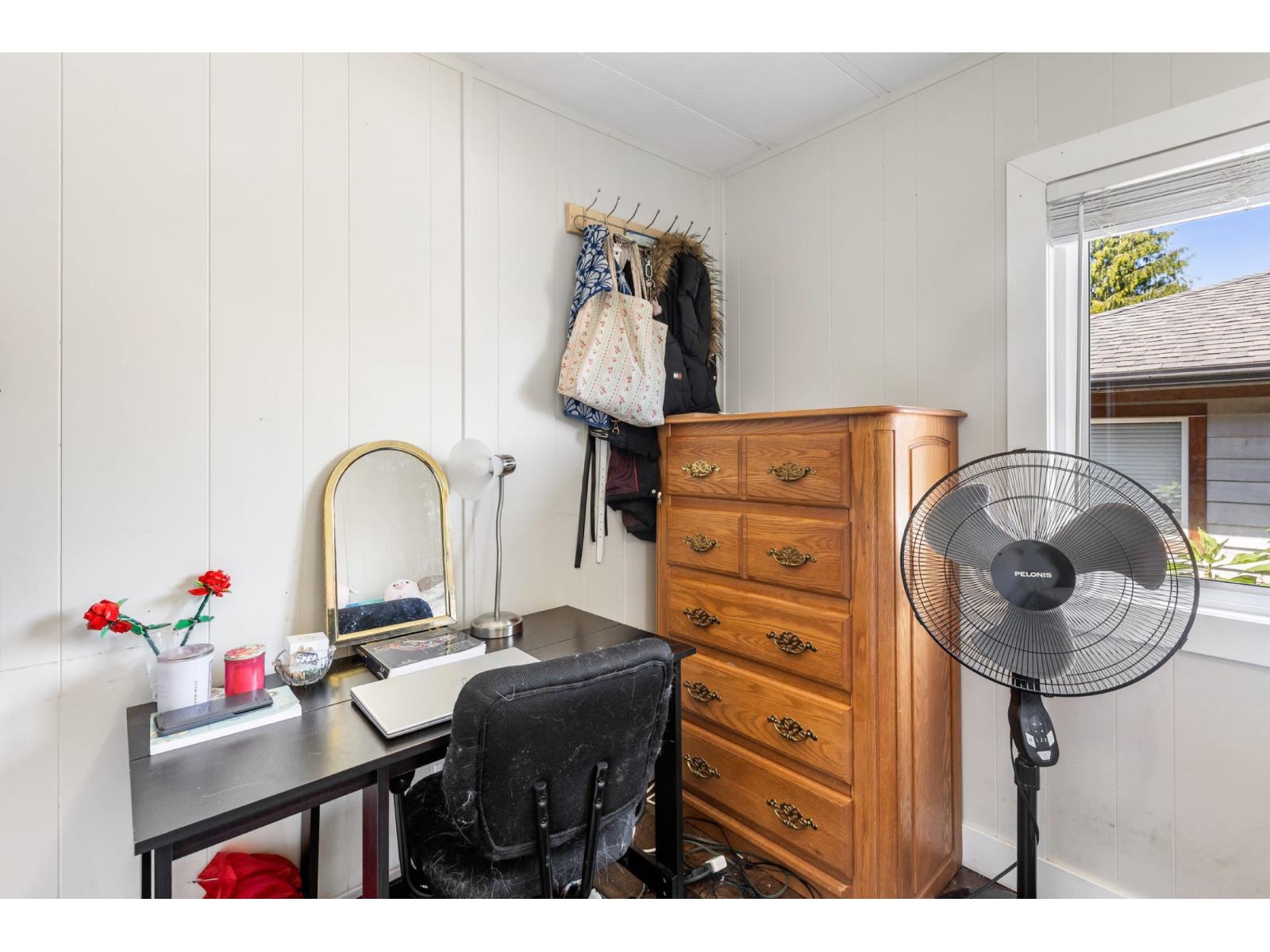 21B 26892 FRASER HIGHWAY, Langley