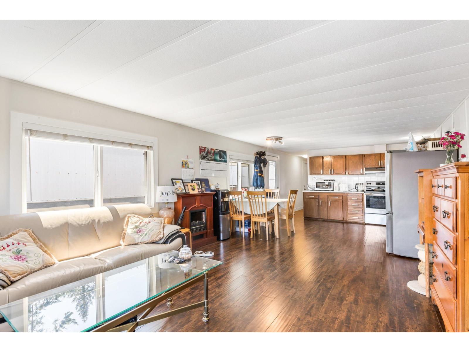 21B 26892 FRASER HIGHWAY, Langley