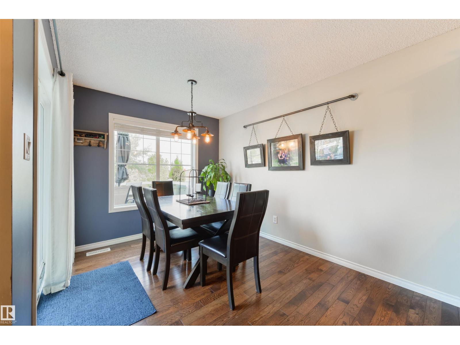 8504 16A AV SW, Edmonton