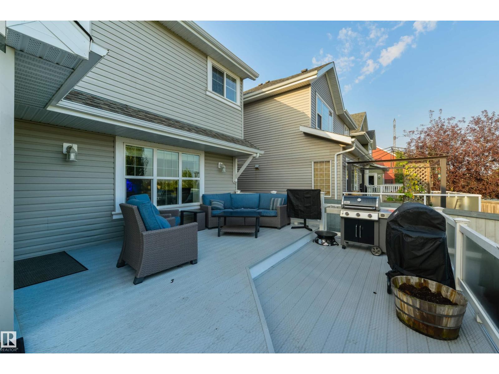 8504 16A AV SW, Edmonton