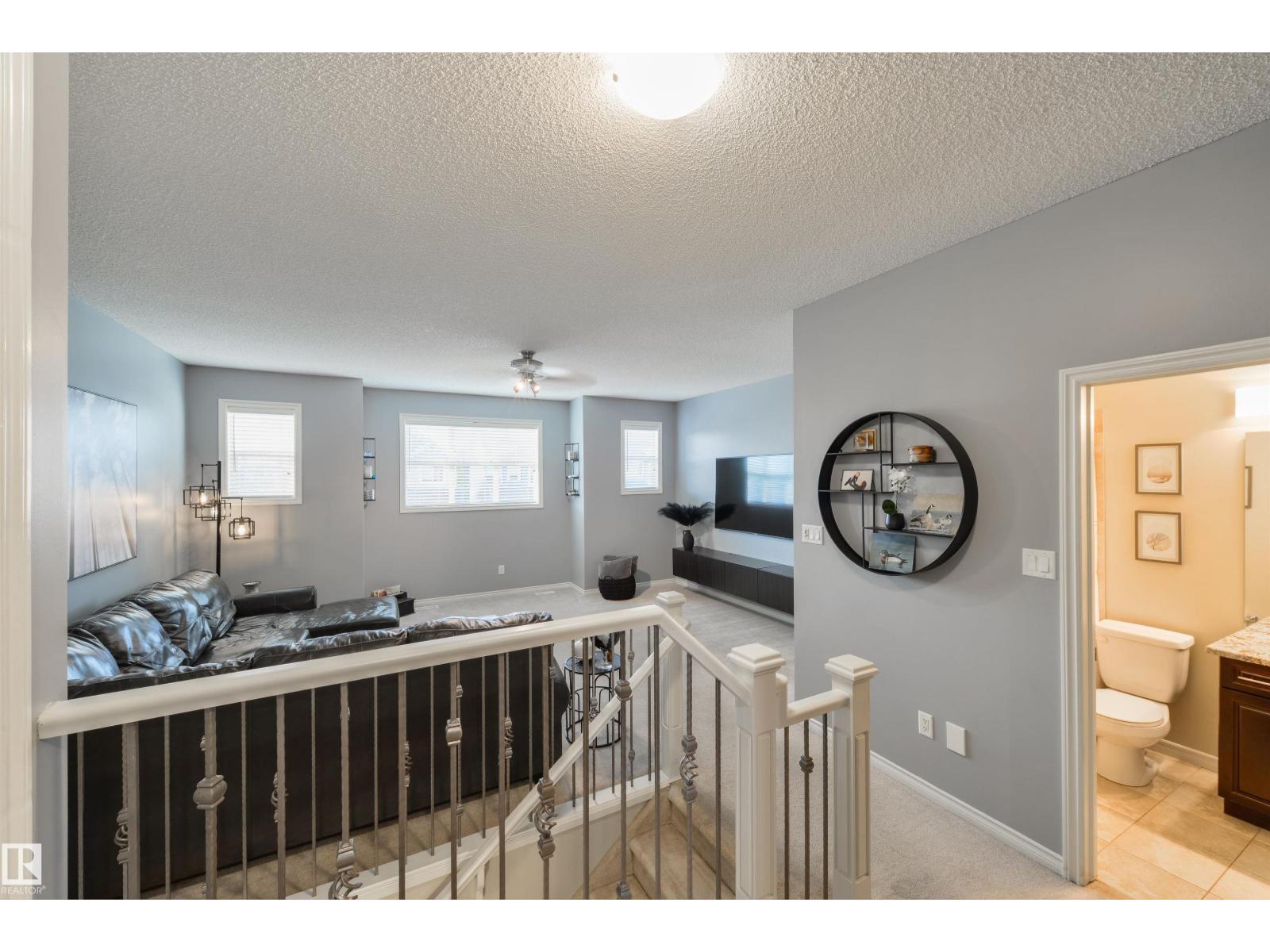 8504 16A AV SW, Edmonton