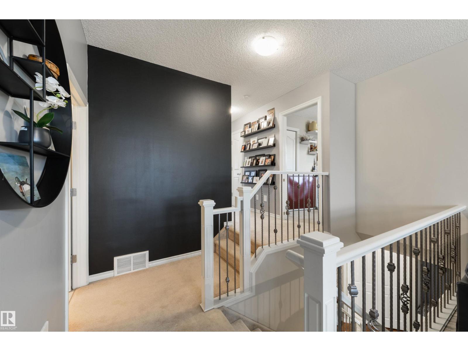 8504 16A AV SW, Edmonton