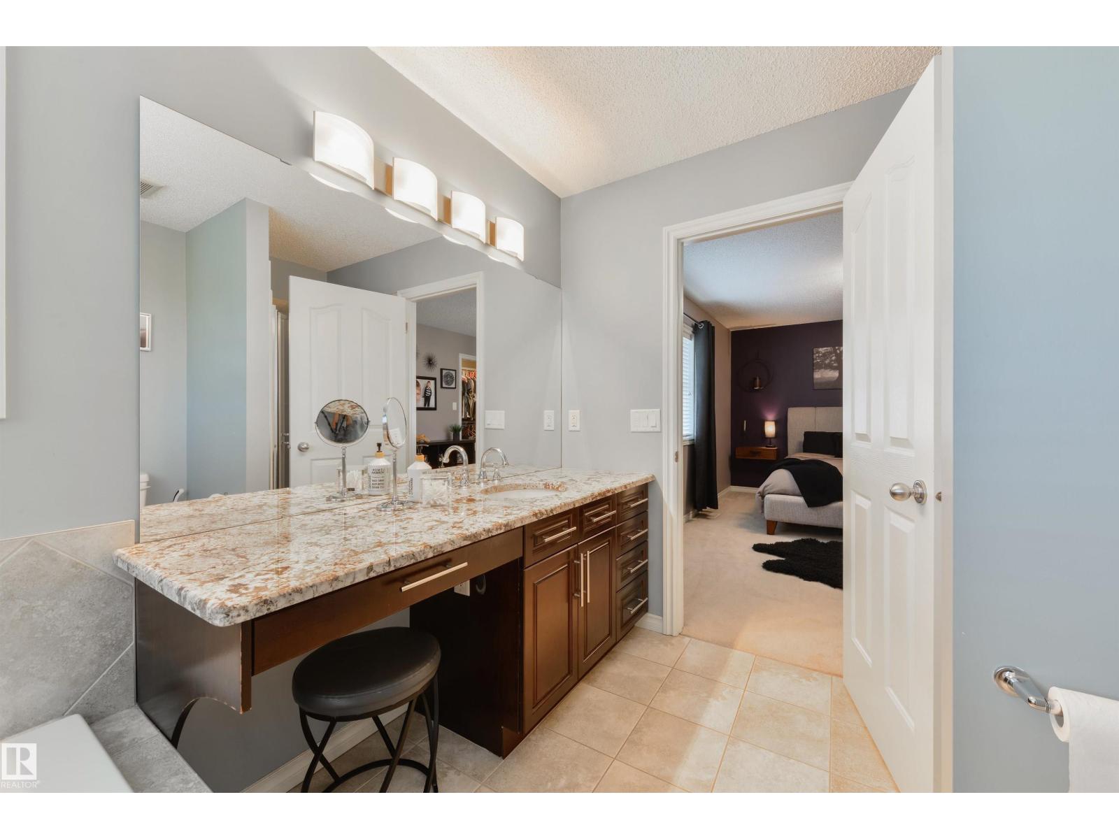 8504 16A AV SW, Edmonton