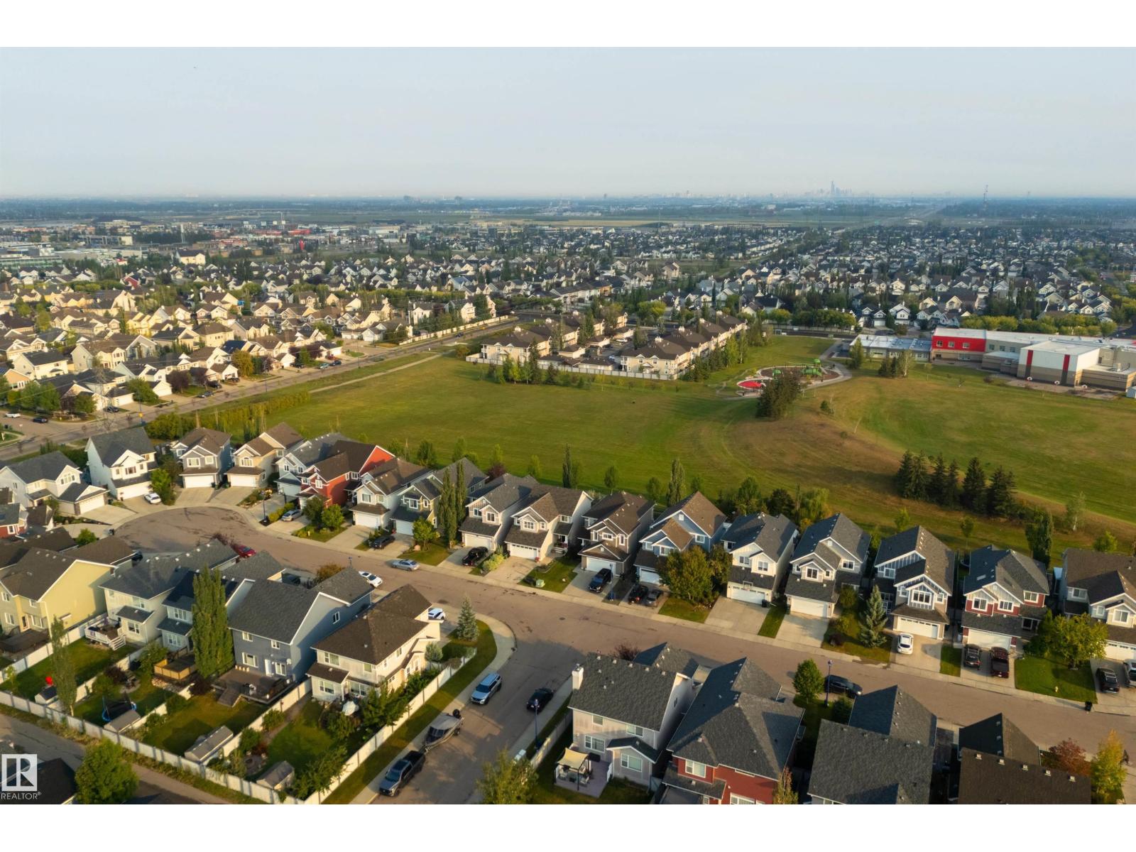 8504 16A AV SW, Edmonton