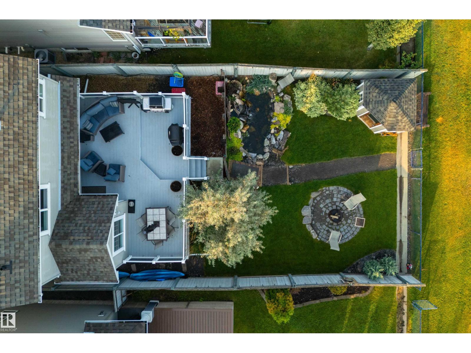 8504 16A AV SW, Edmonton