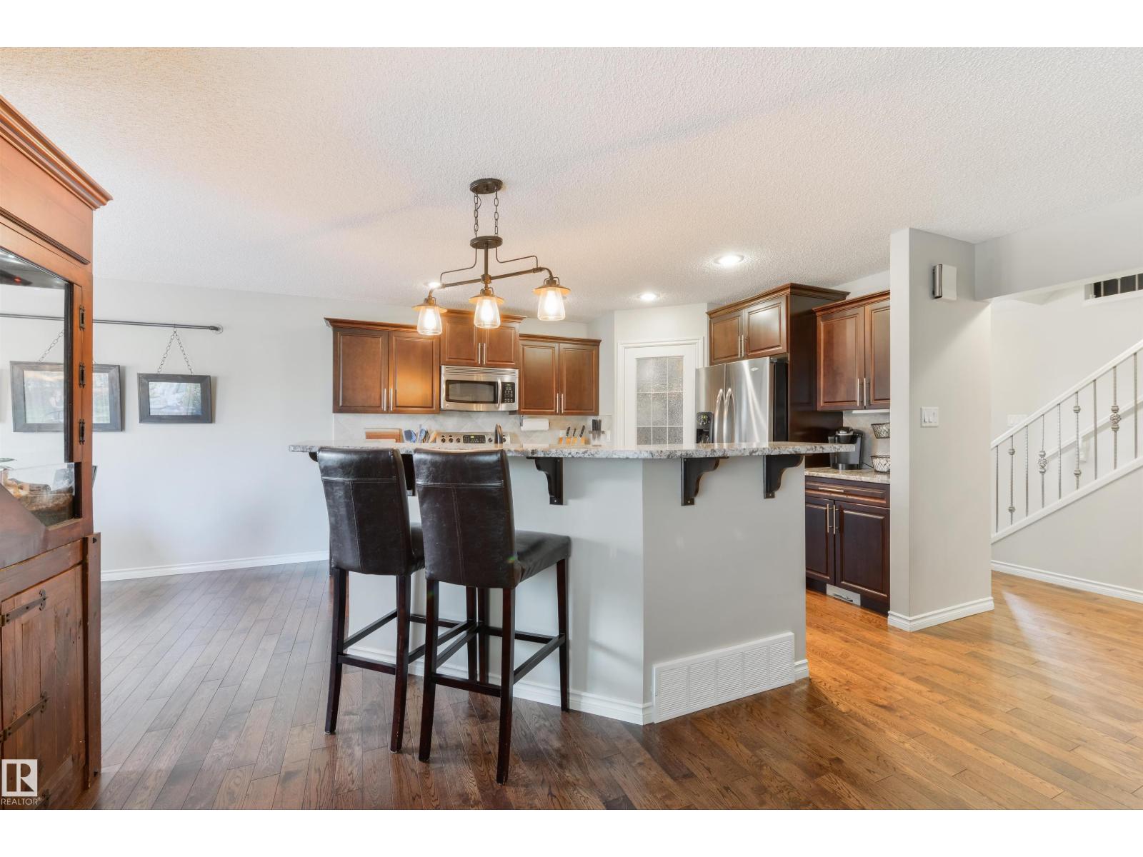 8504 16A AV SW, Edmonton