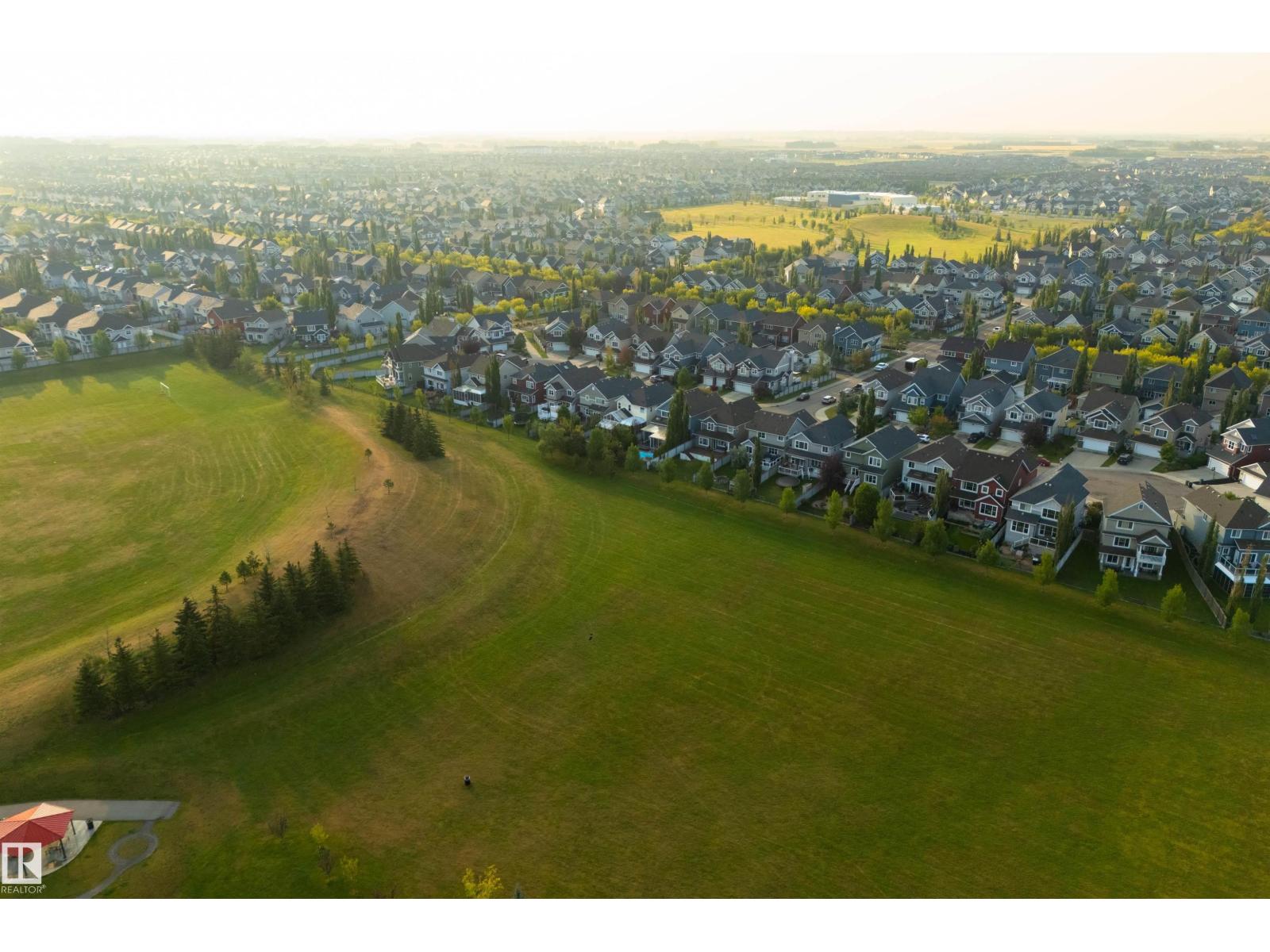 8504 16A AV SW, Edmonton