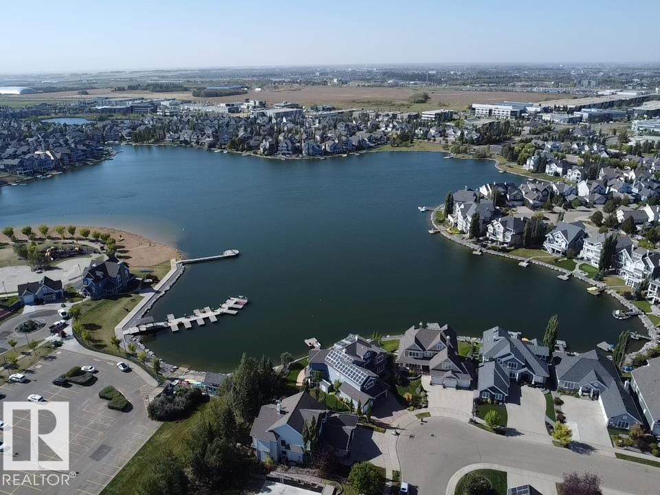 8504 16A AV SW, Edmonton