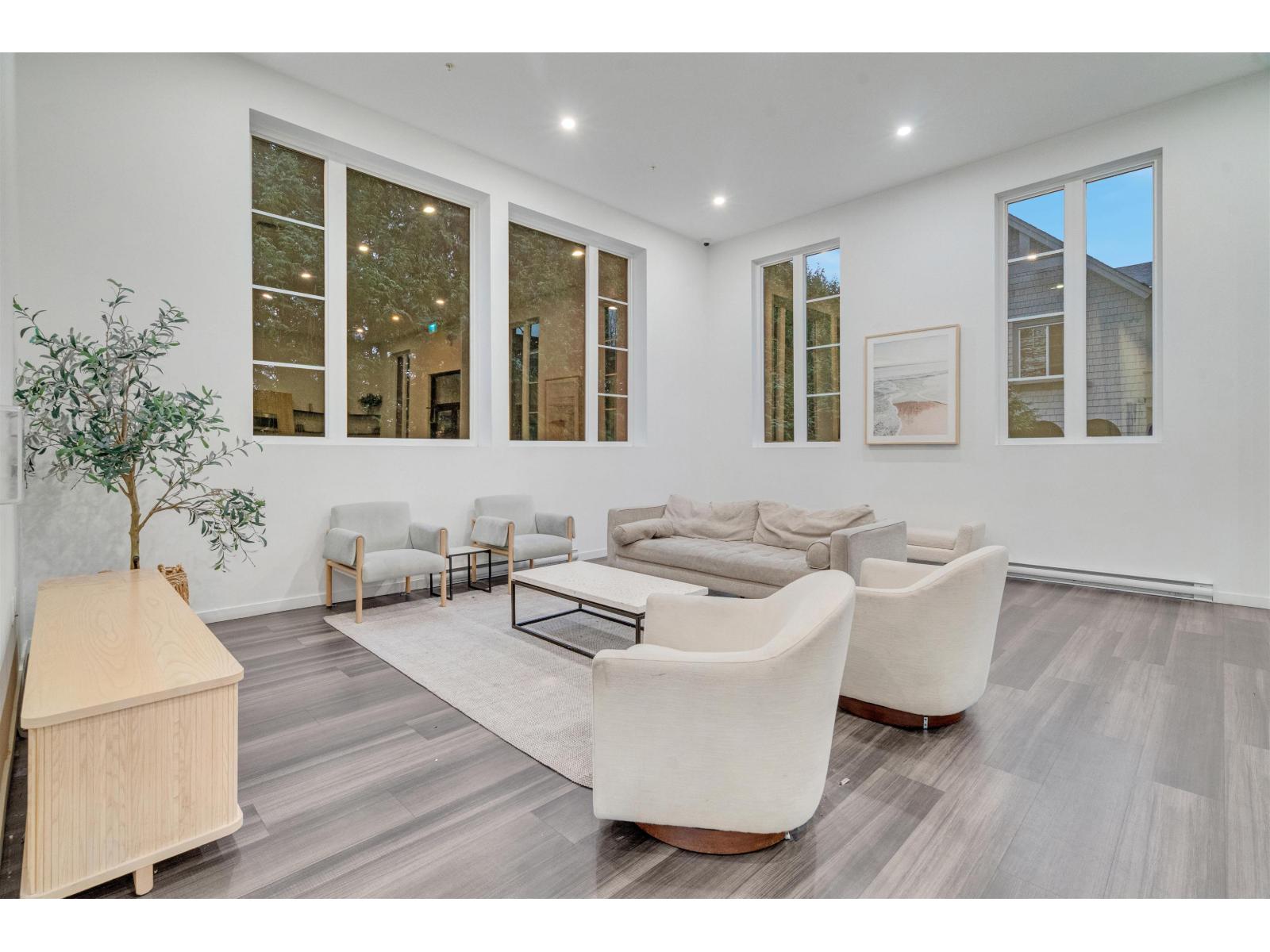 407 13623 81A AVENUE, Surrey