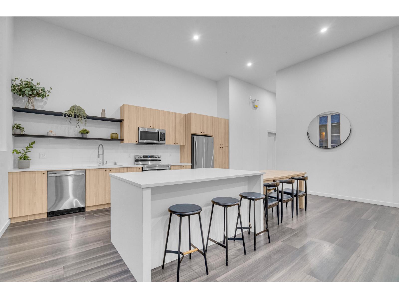 407 13623 81A AVENUE, Surrey