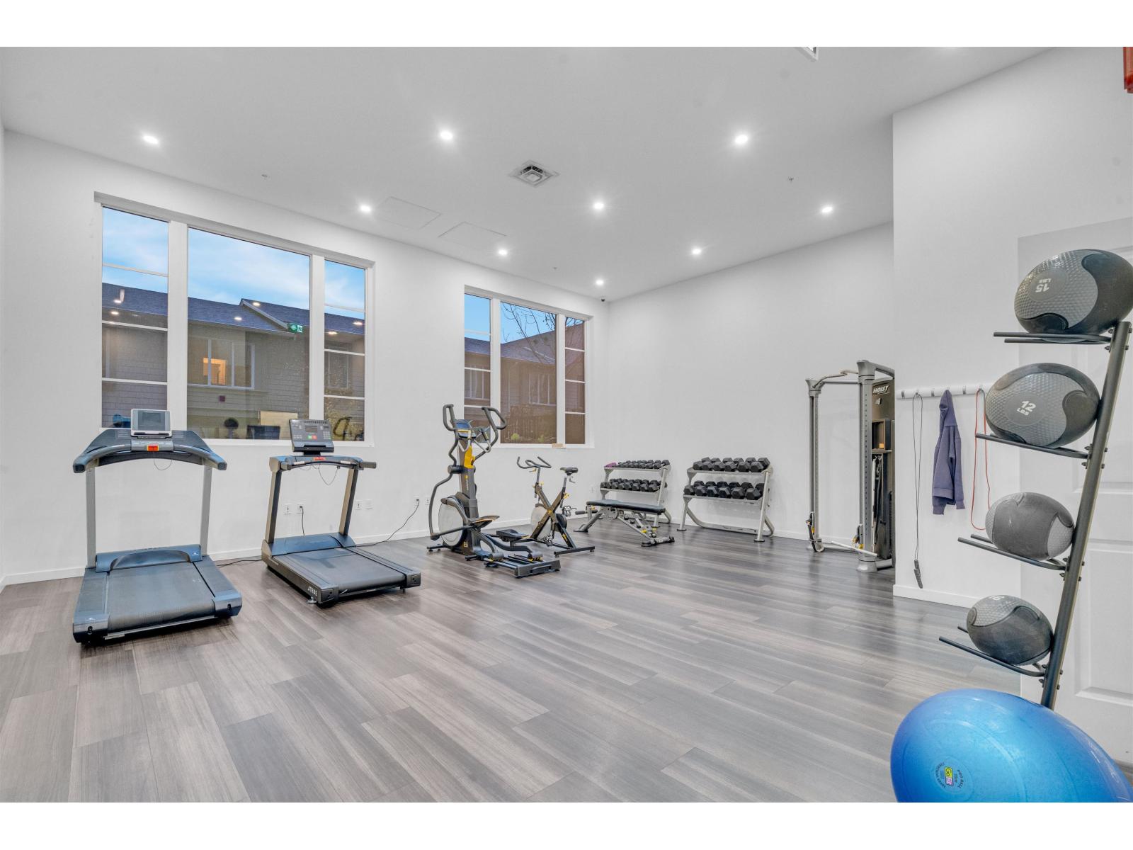 407 13623 81A AVENUE, Surrey