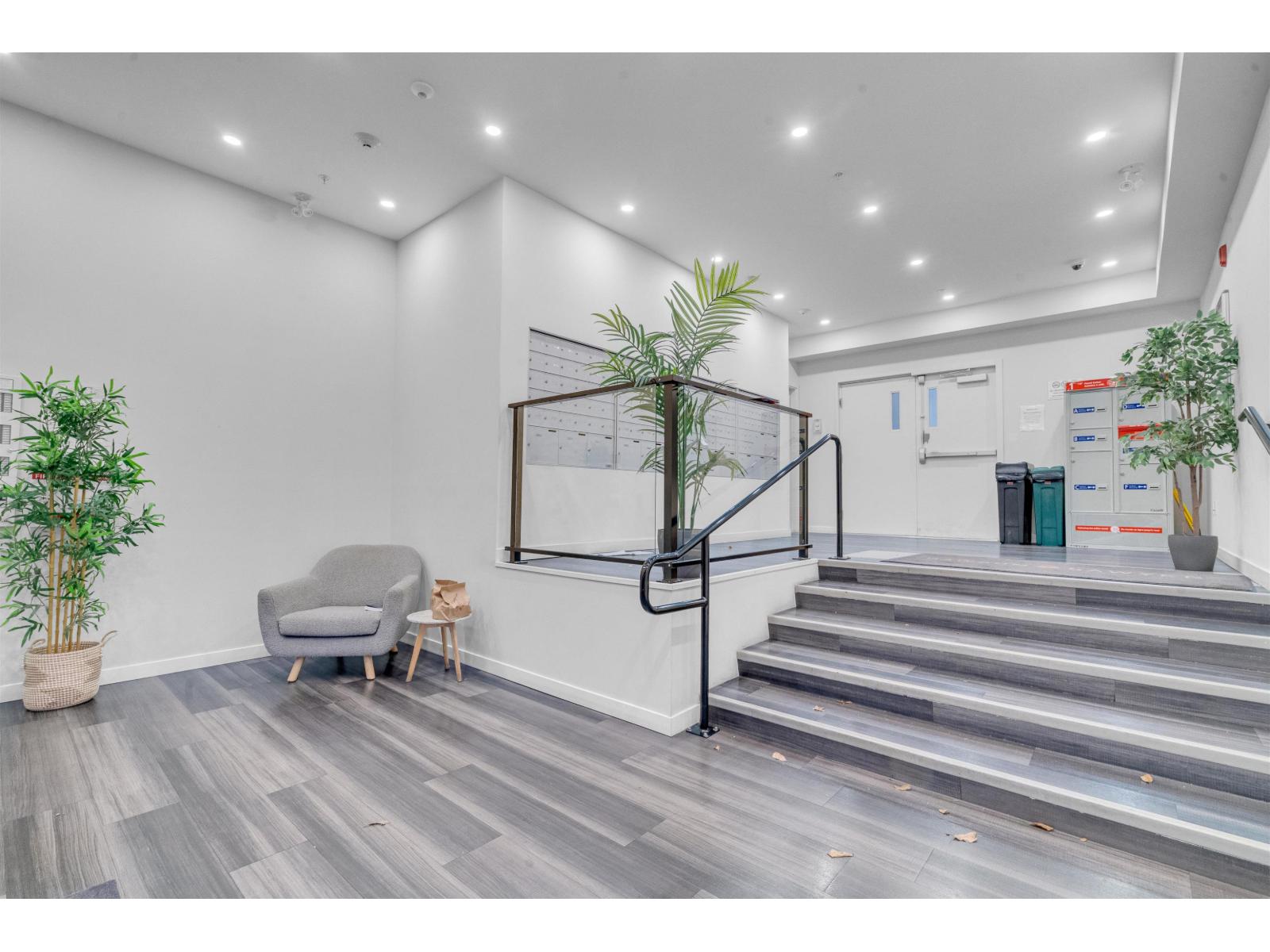 407 13623 81A AVENUE, Surrey